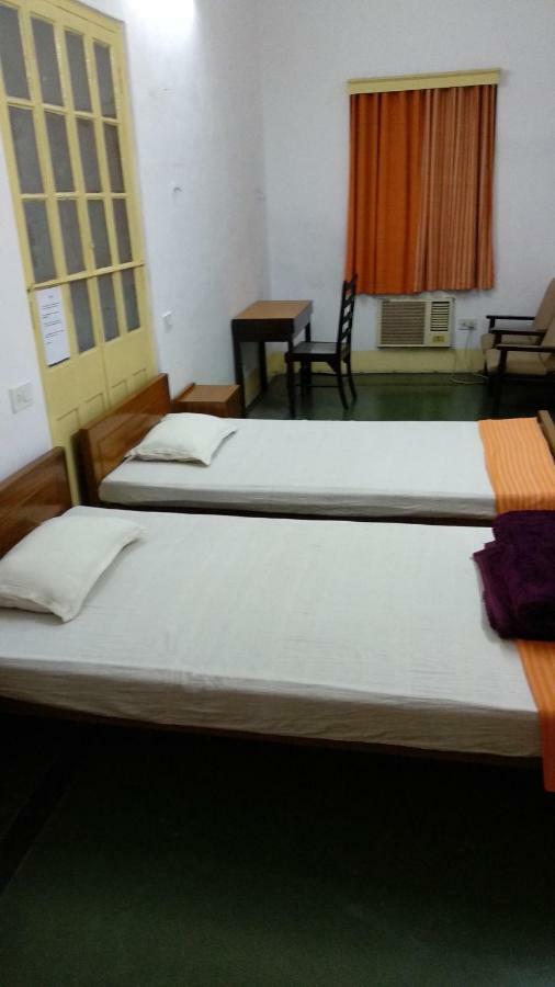 Ywca Gallway Guest House Kalkuta Zewnętrze zdjęcie
