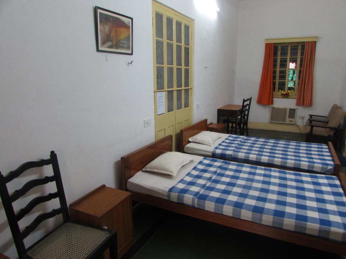 Ywca Gallway Guest House Kalkuta Zewnętrze zdjęcie